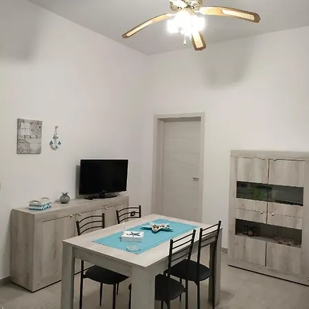 Da Lui' Apartament Torre Lapillo